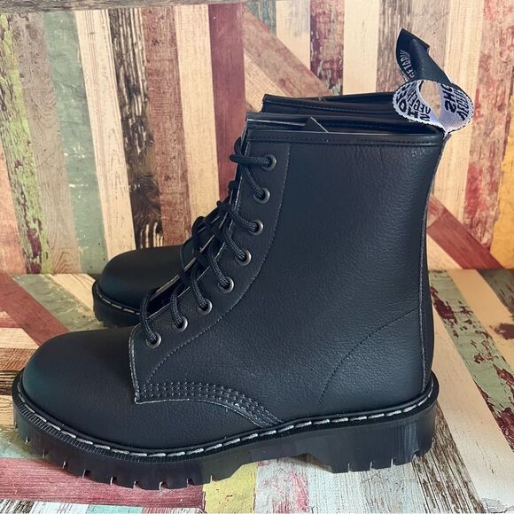 Vegetarian Shoes Boulder Boots w/Airseal Town Sole NWOB Womens Black Size 8 - Picture 7 of 10